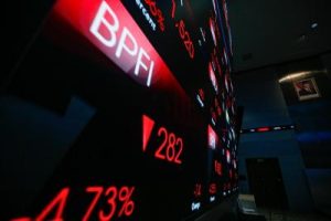 Bursa Berdarah IHSG Ambruk