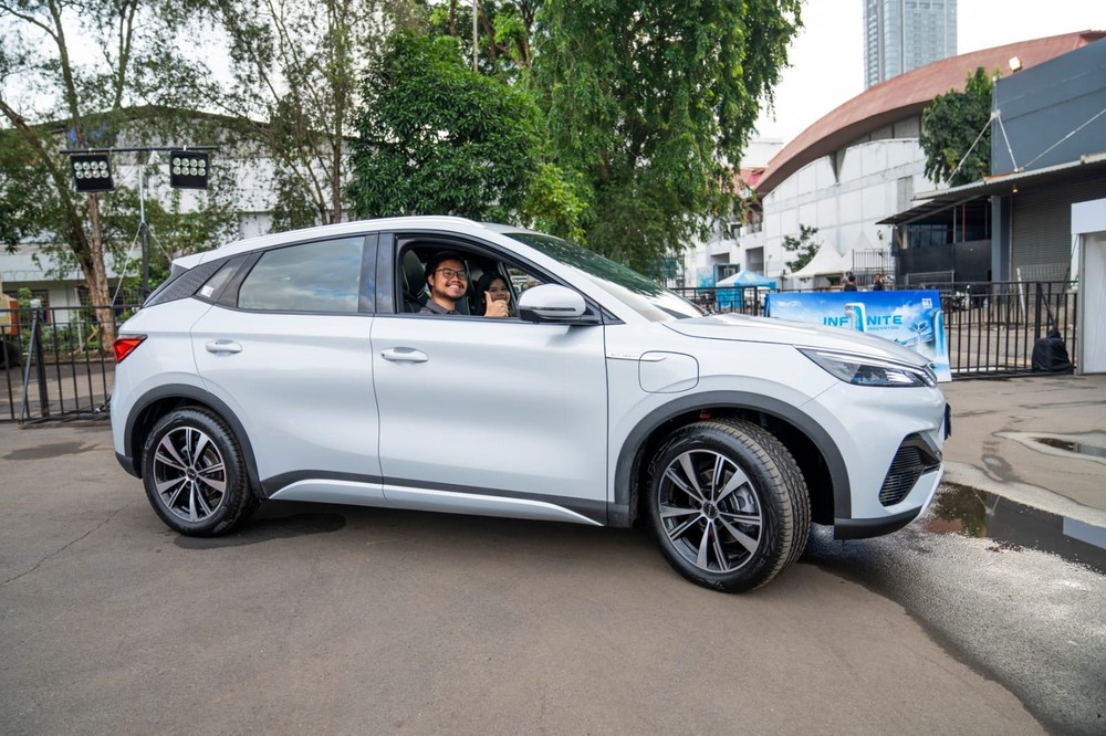 BYD Mengapa Pengemudi Jatuh Hati