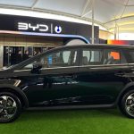 BYD M6 DM Terobos Daerah