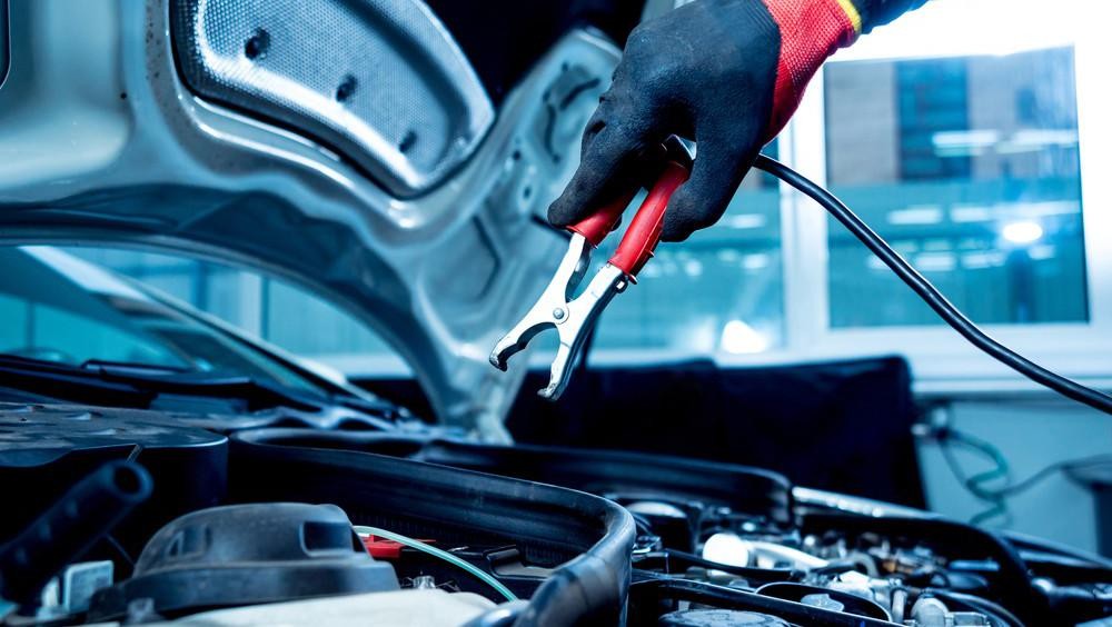 Stop Aki Soak Mobil Jarang Dipakai