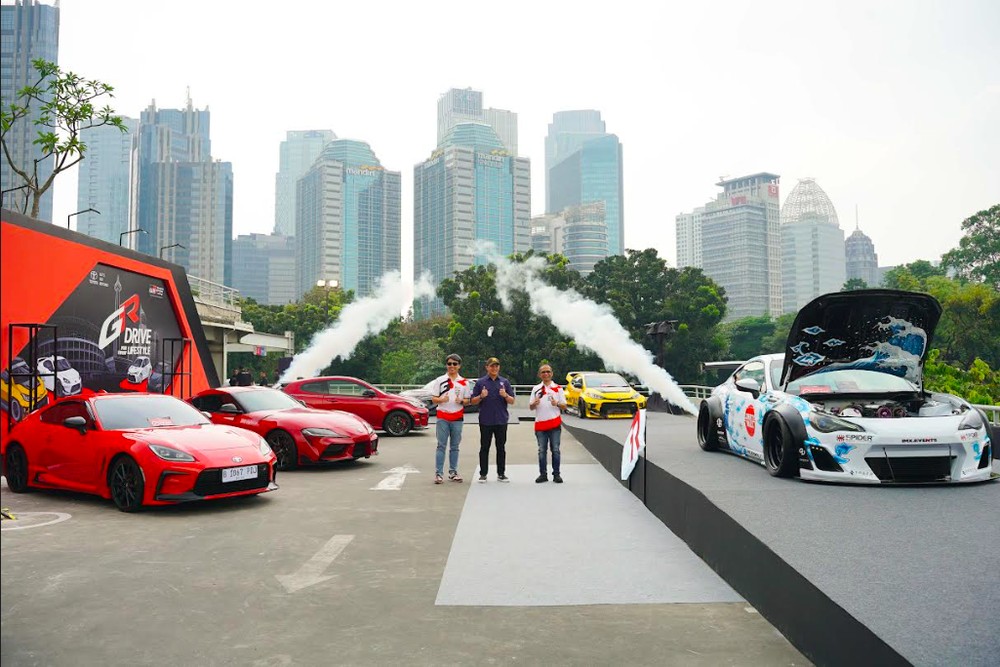 Toyota Gemparkan Jakarta Ratusan Modifikasi Beraksi