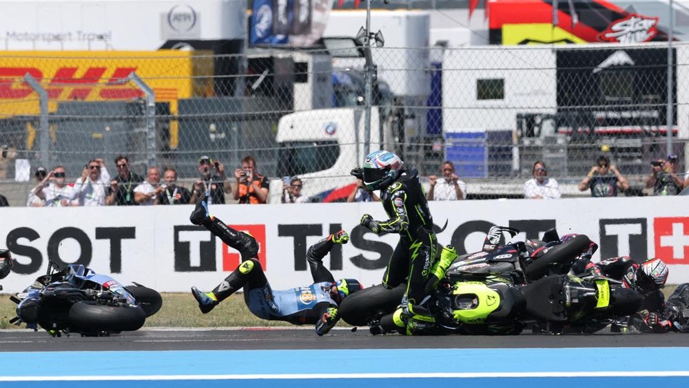 Insiden Martin Bikin Bos Aprilia Murka