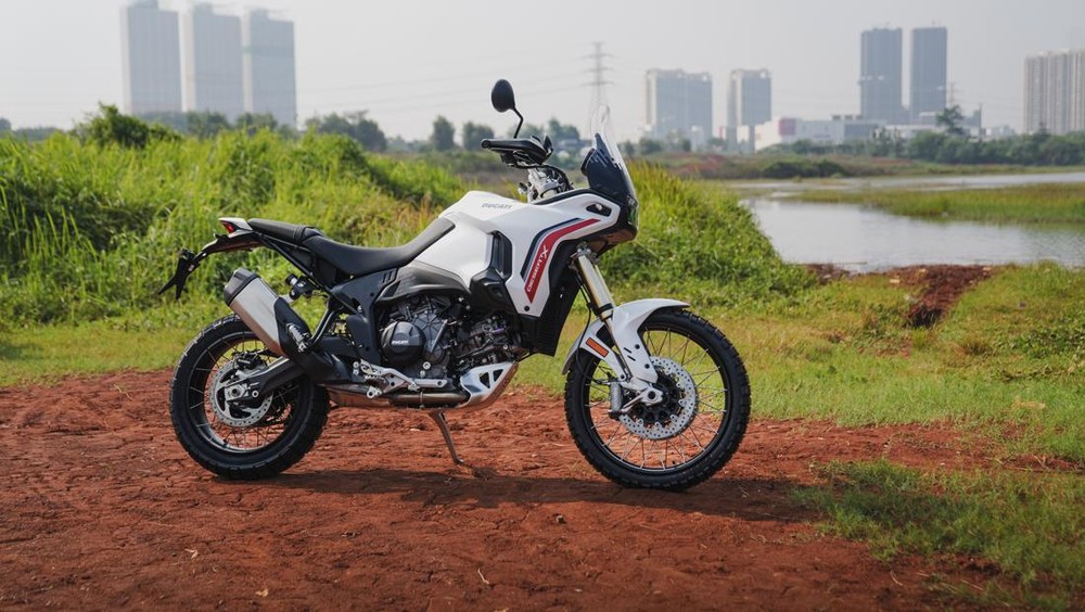 Petualang Ducati Mengguncang Jakarta
