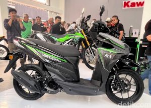 Kawasaki Gemparkan Skutik Yamaha Santai