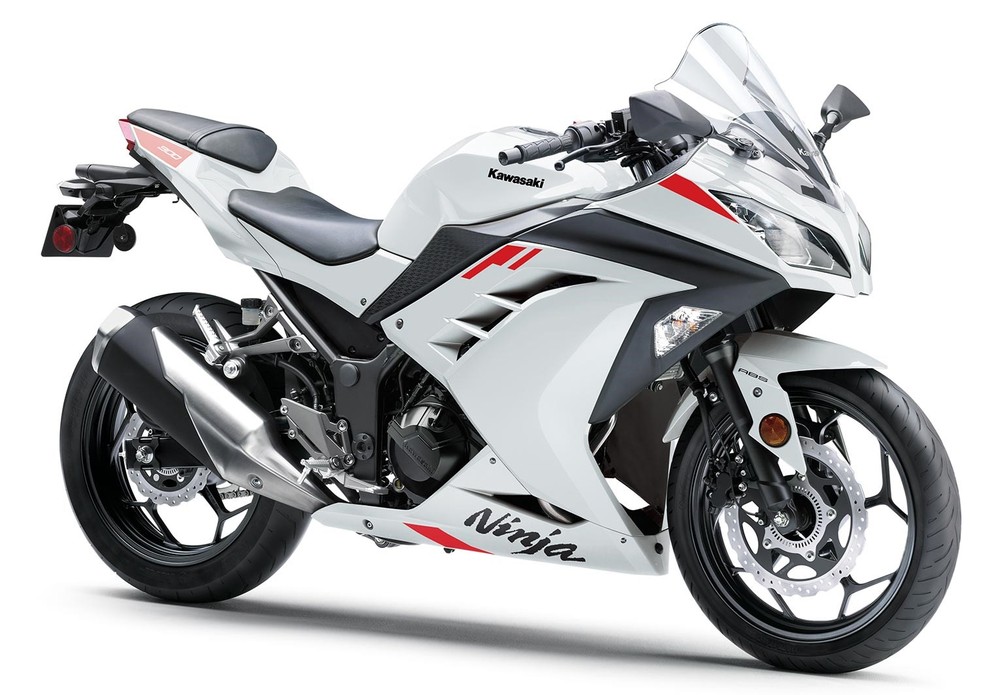 Ninja 300 Bangkit Harga Sama