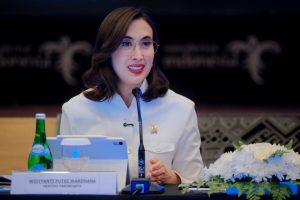 Menteri Tajir Mobilnya Bikin Melongo