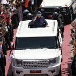 Sunroof Maung Presiden Mendadak