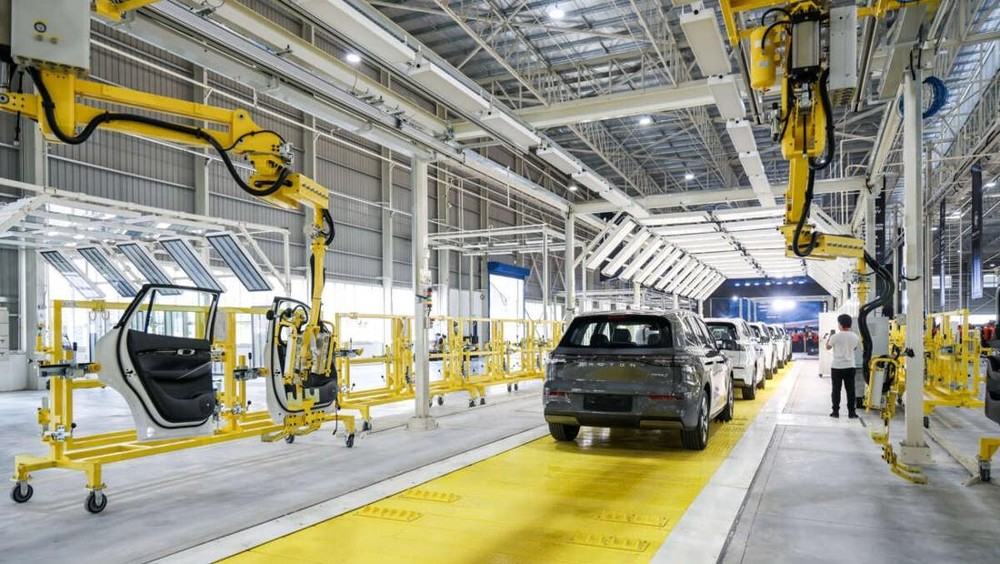 Awas RI Ketinggalan Kereta EV