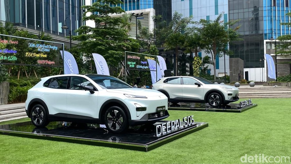 Deepal SO5 Mengaspal Harga Bikin Melongo