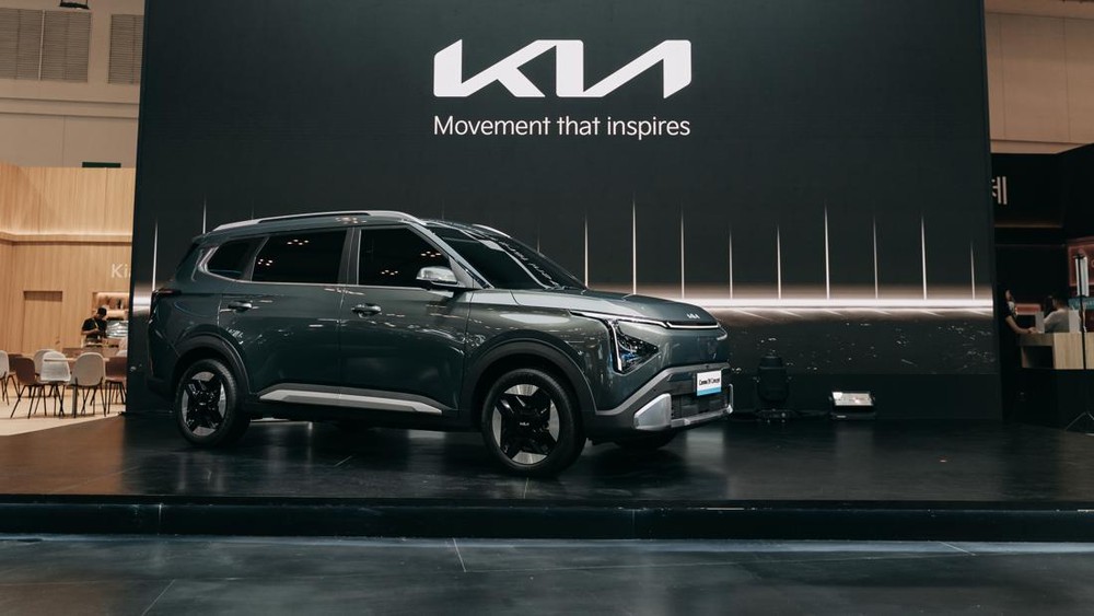 Carens EV Lokal Guncang GIIAS 2026