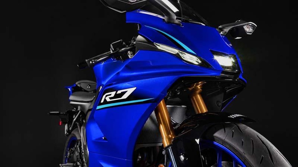 Yamaha R7 Menggila Fitur Canggih