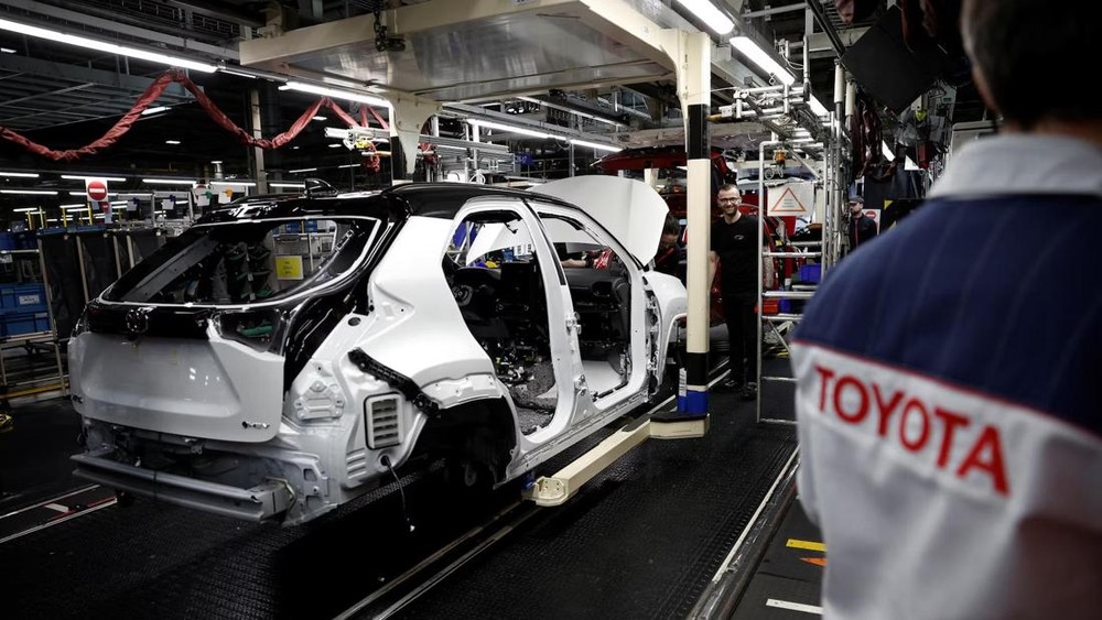 Manusia Tetap Raja Pabrik Toyota
