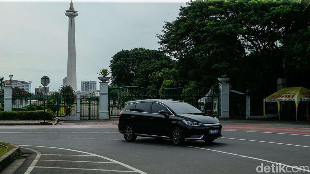 Jakarta Rugi Triliunan Pajak Mobil Listrik