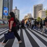 Warga RI Makin Irit Belanja