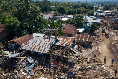 NTT Bangkit Bantuan Melimpah
