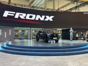 SUV Coupe Hitam Suzuki Menggoda