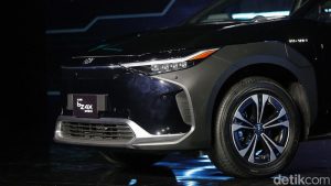 Toyota bZ4X Cuma Rp 200 Juta