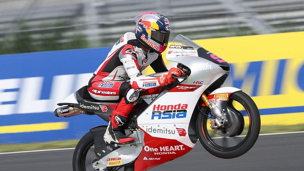 Veda Ega Ancam Juara Rookie