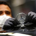 Dua Pabrik Mercedes-Benz Terancam Tutup