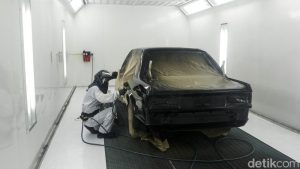 Warna Mobil Bikin Gerah