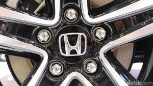Honda Potong Harga Lawan China