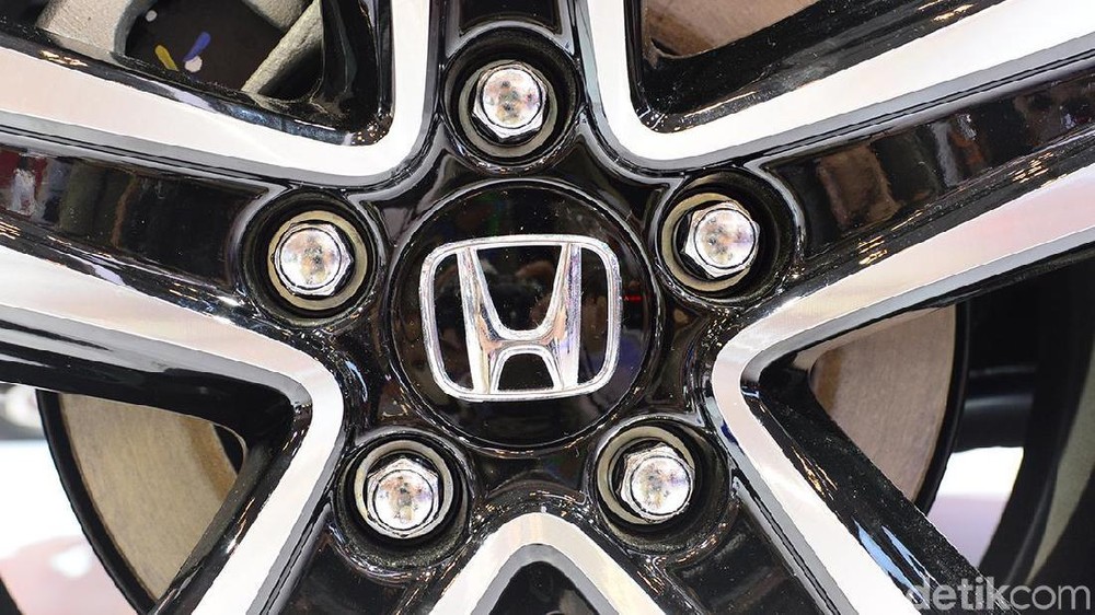Honda Potong Harga Lawan China