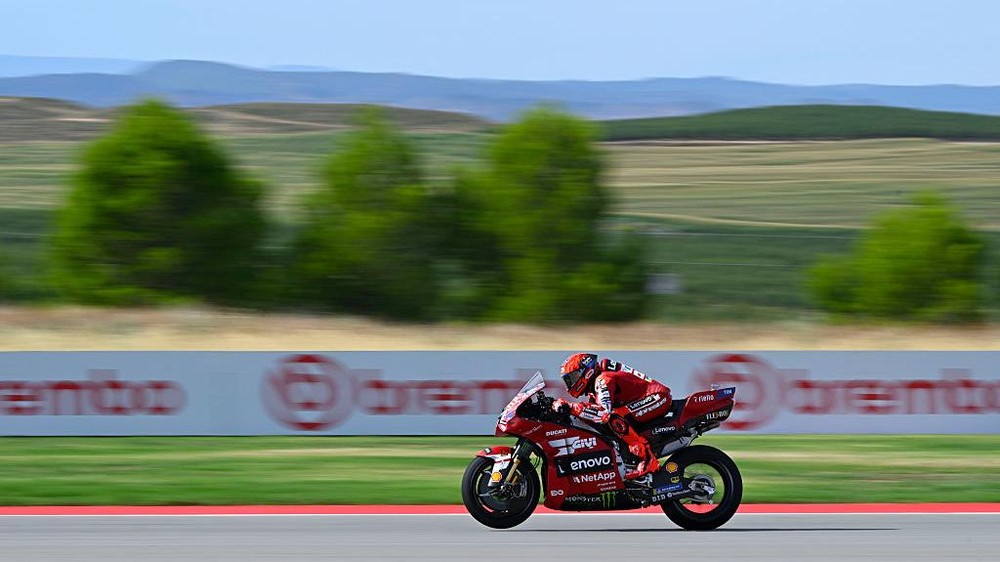 Marquez Menggila di Misano