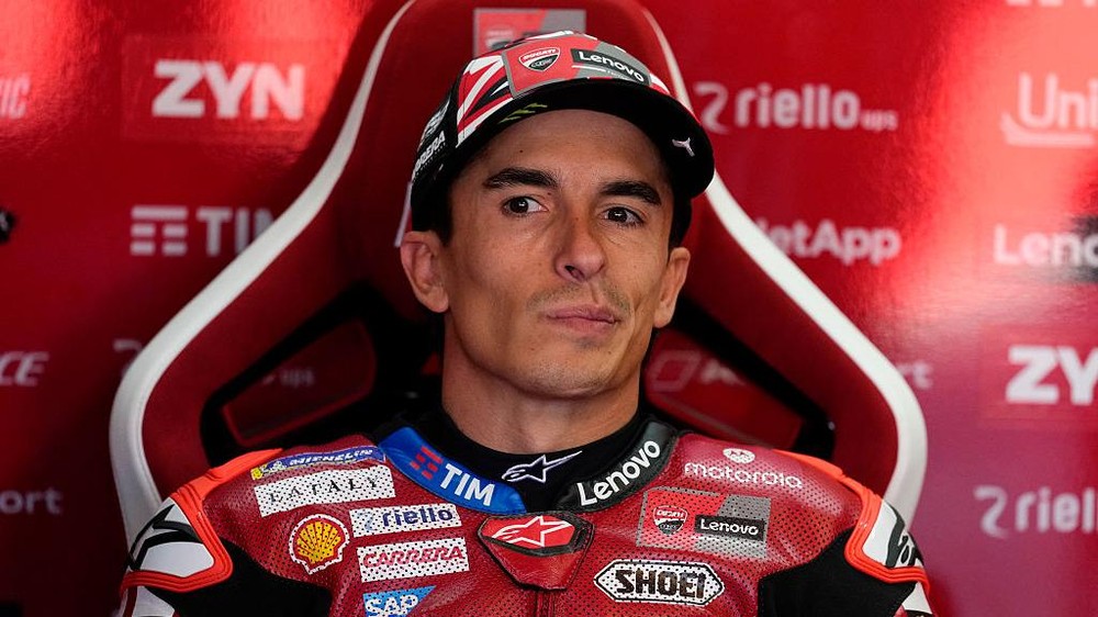 Rossi Bongkar Marquez Tunggu Pensiun