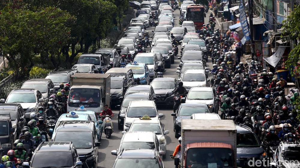 Sepuluh Tahun Ganjil Genap Jakarta Gagal Total