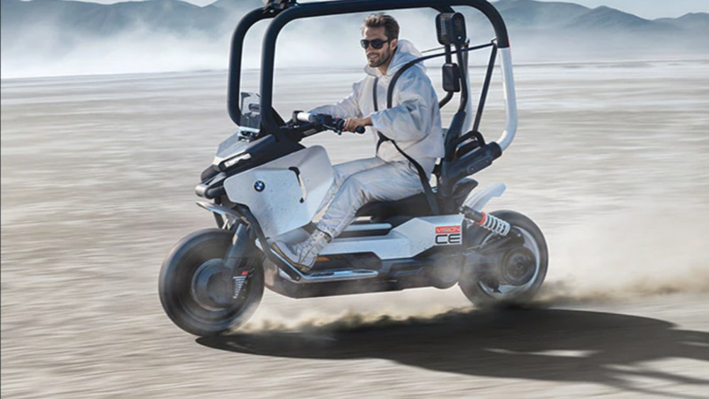 Inovasi BMW Skuter Tanpa Helm
