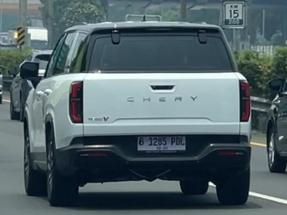SUV Baru Chery Tiggo V Terlihat di Jakarta