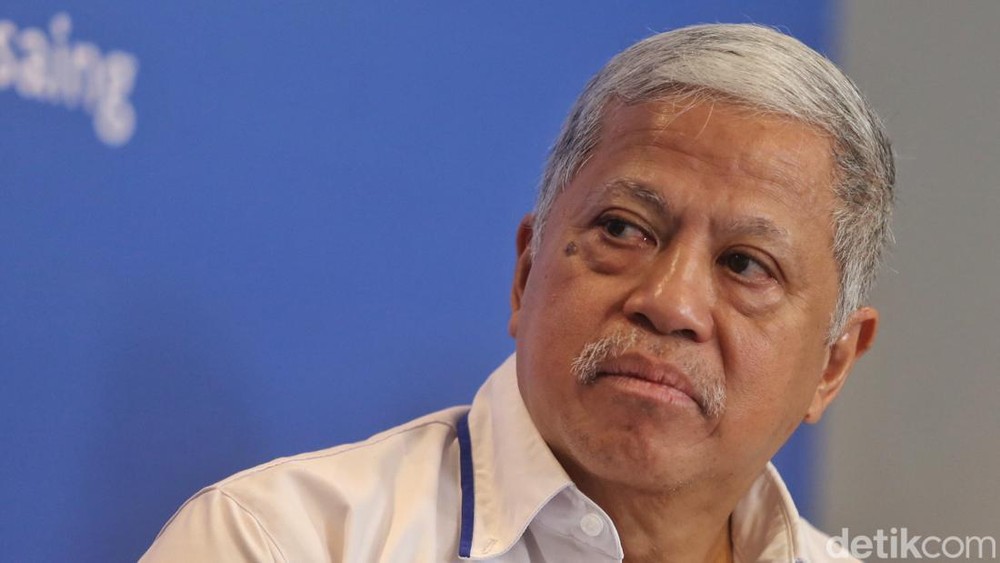 Misteri Industri Mobil Listrik RI
