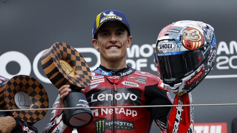 Mengejar Rekor Legendaris Rossi