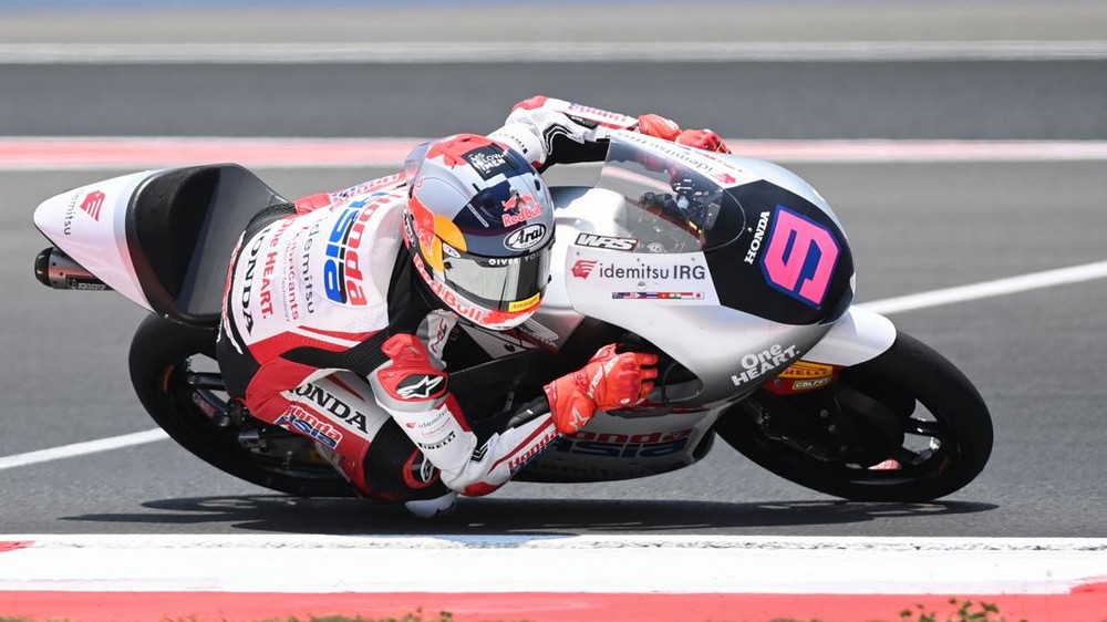 Misi Veda Ega Taklukkan Phillip Island