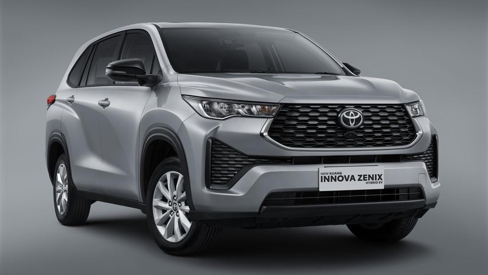 Mengenal Fitur Canggih Innova Zenix Baru