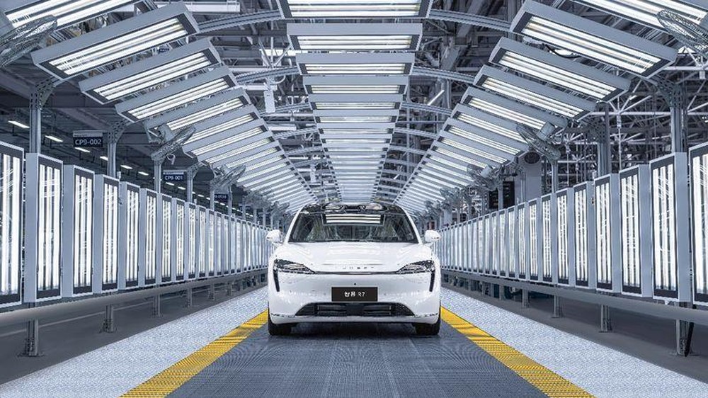 Gila Pabrik Luxeed China Produksi Kilat
