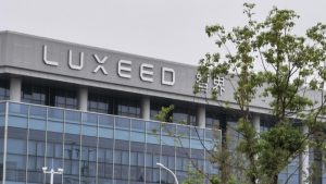 Melihat Masa Depan di Pabrik Robotik Luxeed